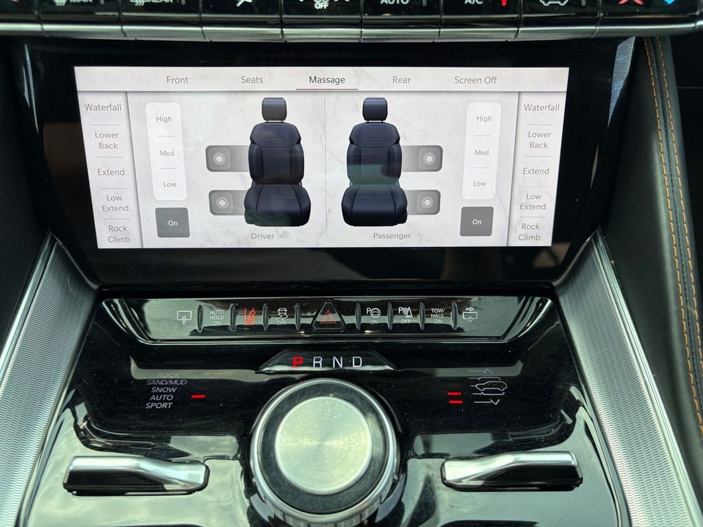 2022 Jeep Grand Wagoneer Series III