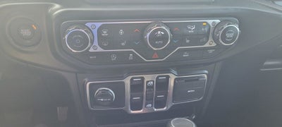 2023 Jeep Gladiator Willys