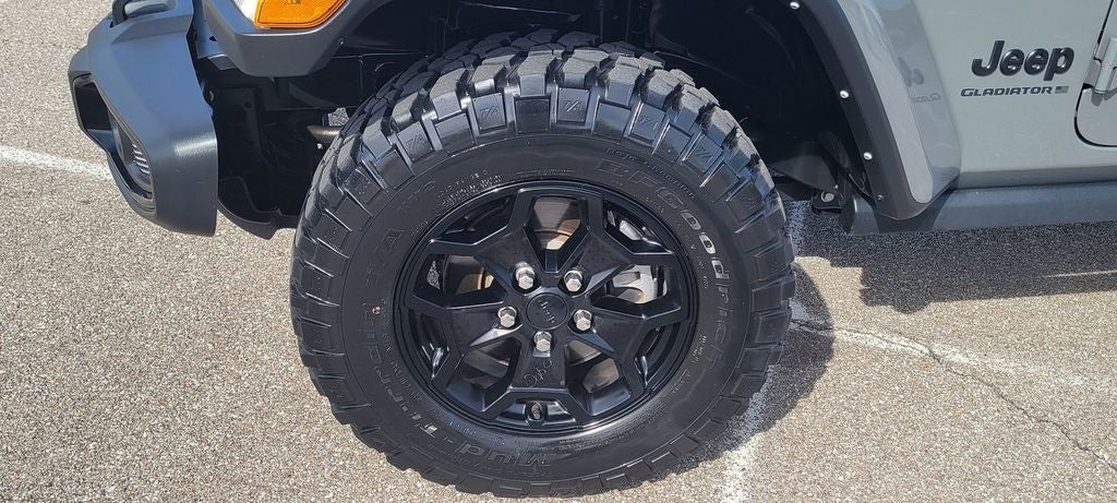 2023 Jeep Gladiator Willys