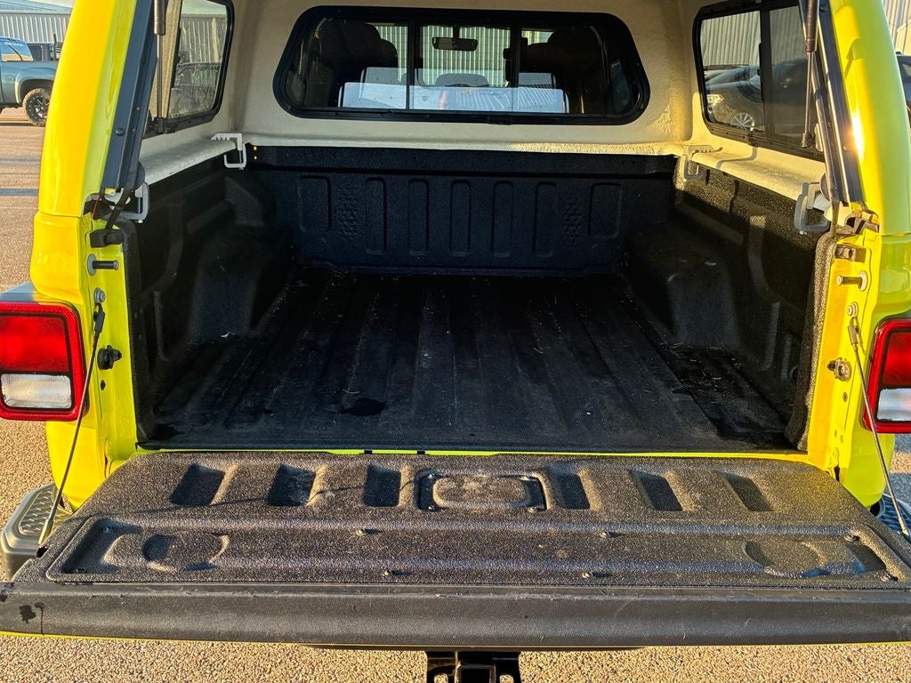 2023 Jeep Gladiator Sport