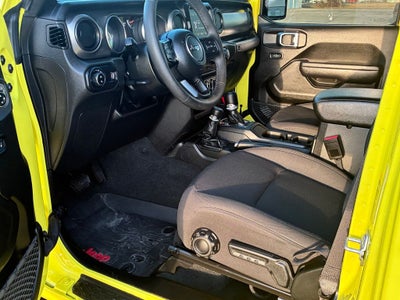 2023 Jeep Gladiator Sport