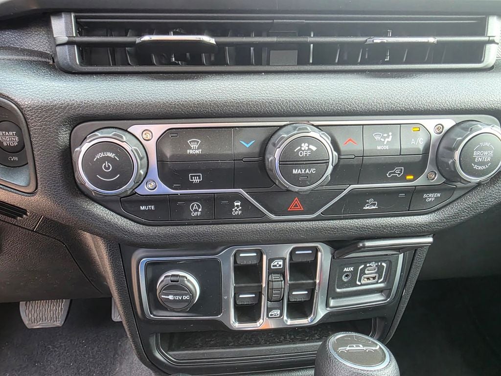 2025 Jeep Gladiator Nighthawk