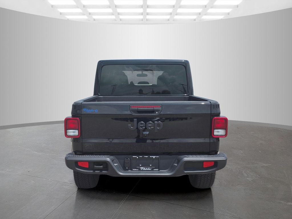 2025 Jeep Gladiator Nighthawk