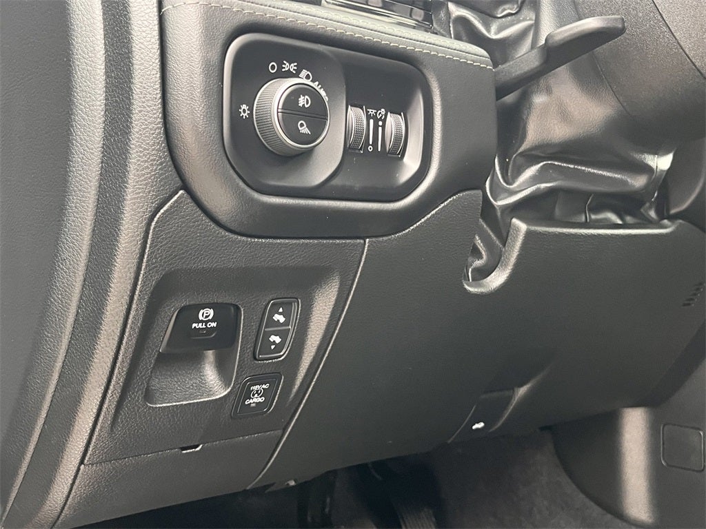 2025 RAM 1500 Limited