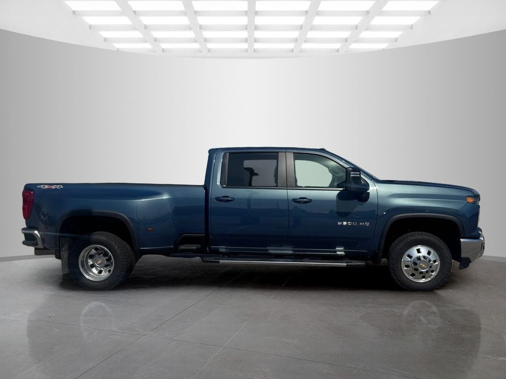 2025 Chevrolet Silverado 3500HD LT