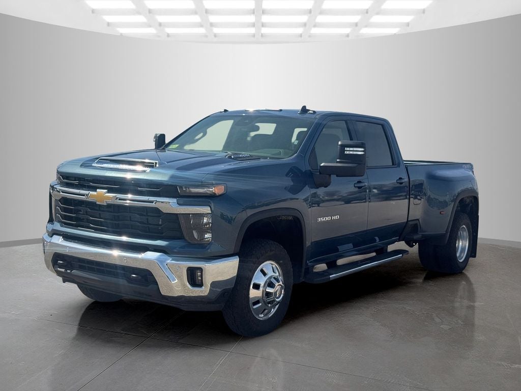2025 Chevrolet Silverado 3500HD LT
