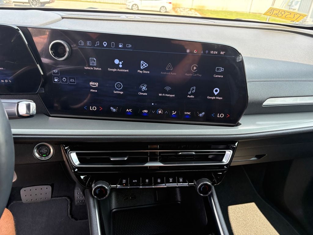 2024 Chevrolet Traverse LS