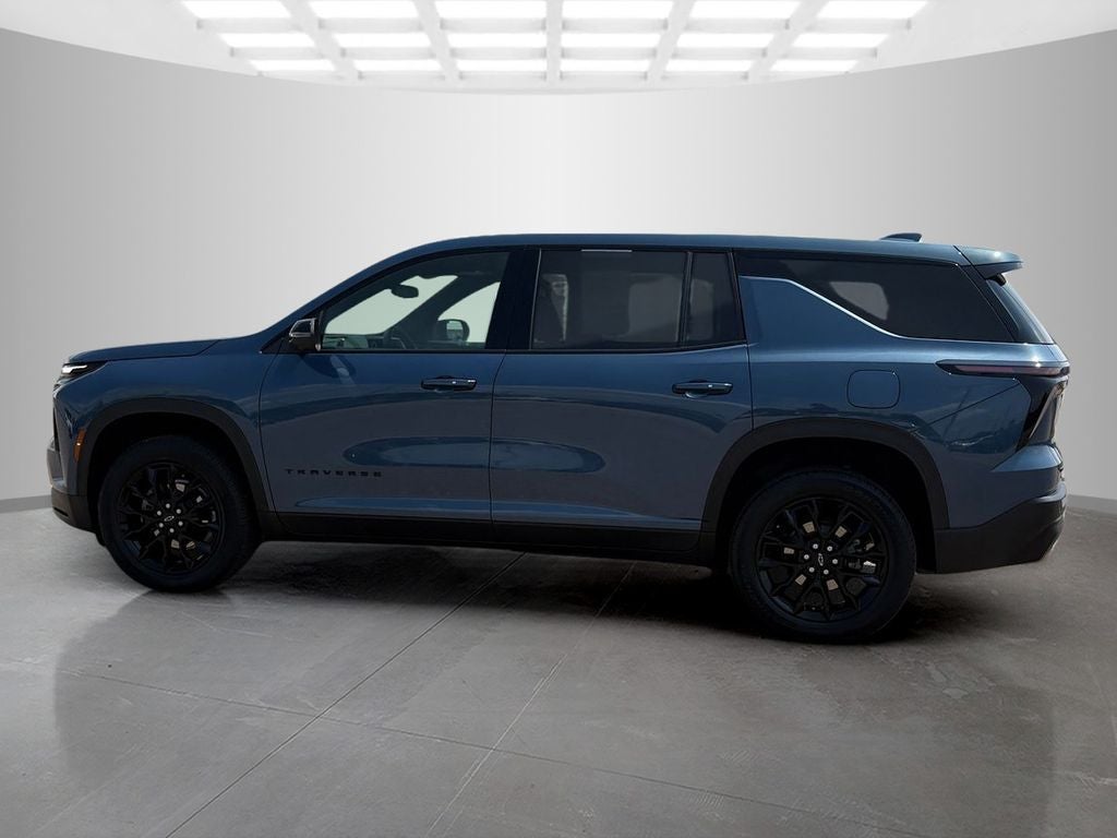 2024 Chevrolet Traverse LS