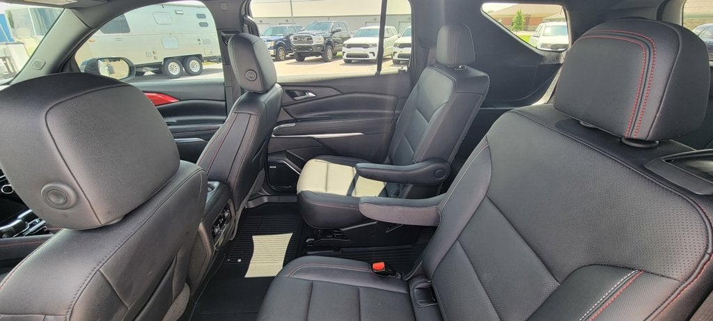 2025 Chevrolet Traverse Z71