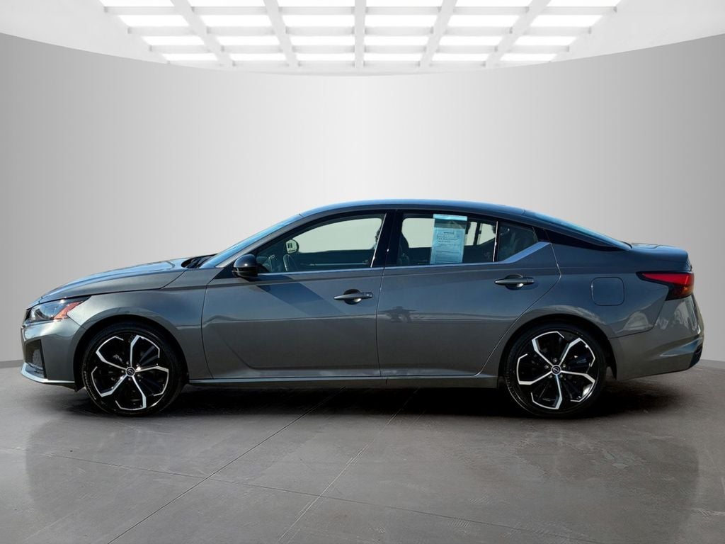 2025 Nissan Altima 2.5 SR