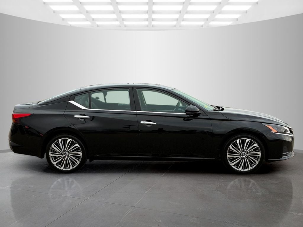 2025 Nissan Altima 2.5 SL