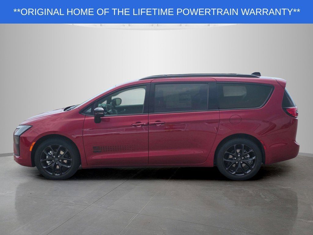2027 Chrysler Pacifica Select
