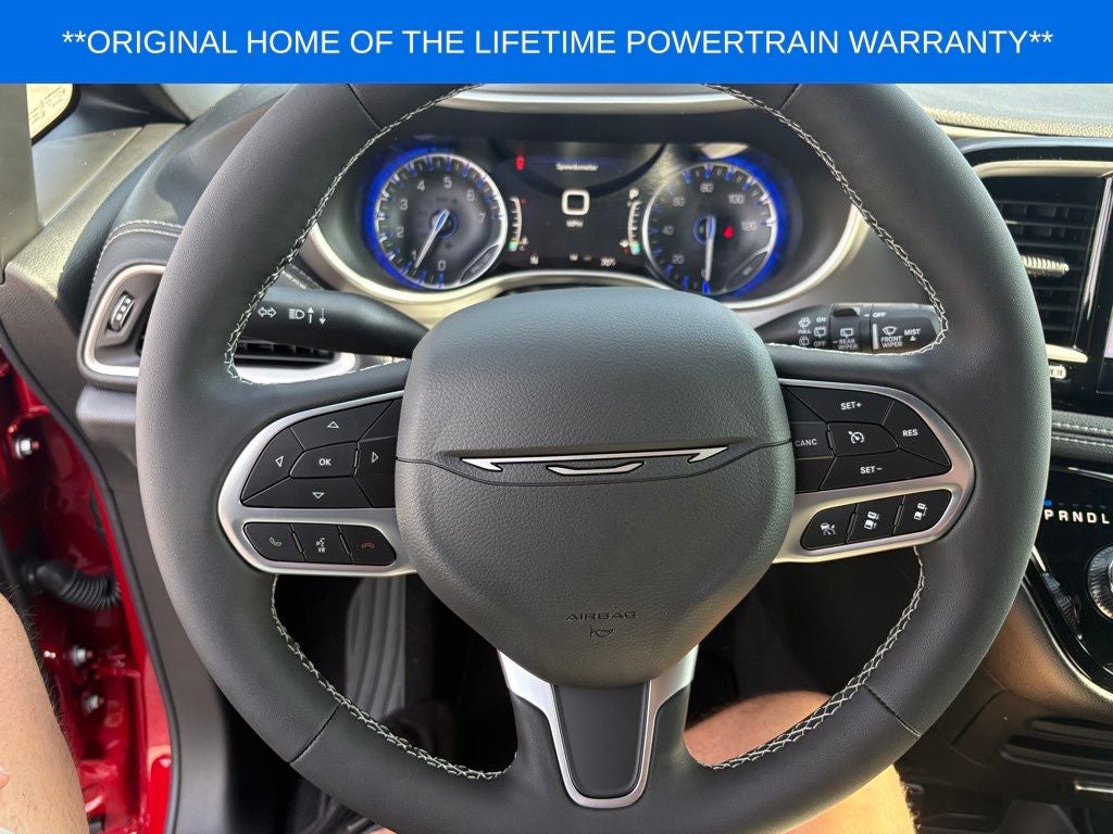 2027 Chrysler Pacifica Select