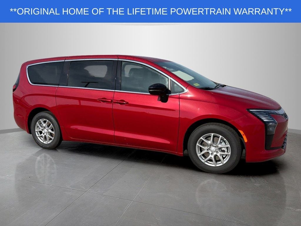 2027 Chrysler Pacifica Select
