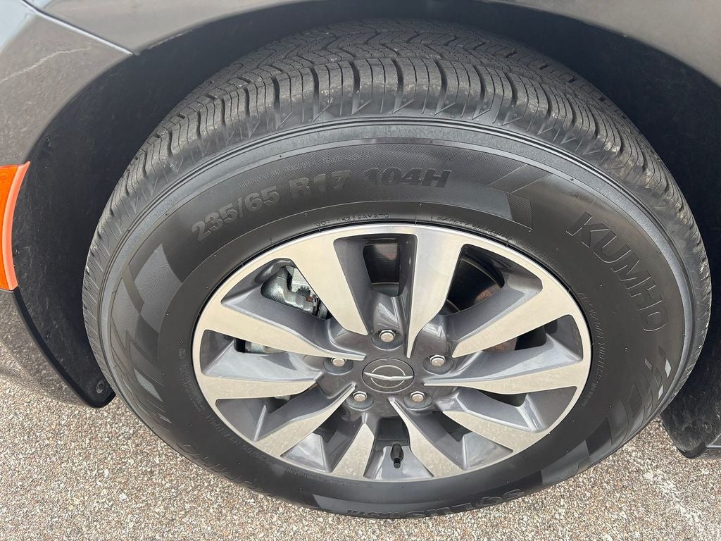 2023 Chrysler Pacifica Hybrid Touring L