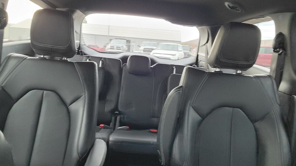 2022 Chrysler Pacifica Hybrid Touring L