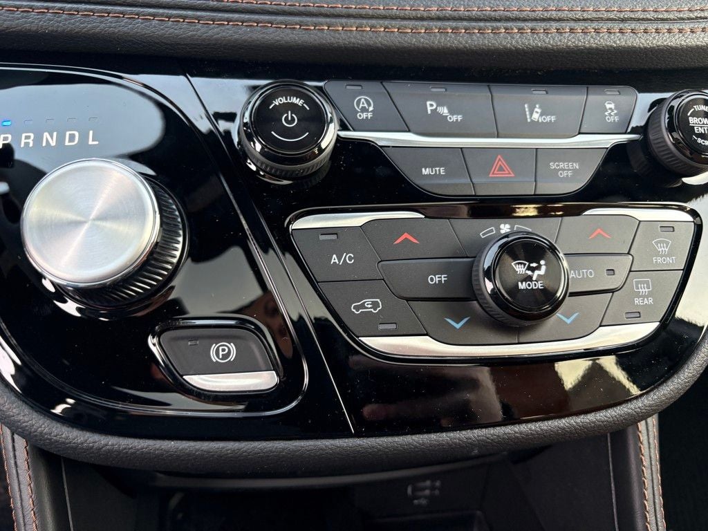 2026 Chrysler Pacifica Pinnacle