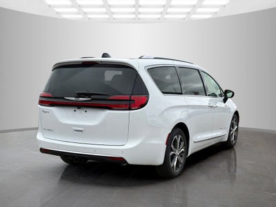 2026 Chrysler Pacifica Pinnacle