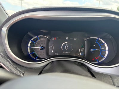 2024 Chrysler Pacifica Hybrid Select S Appearance