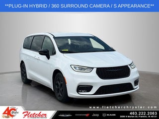 2024 Chrysler Pacifica Hybrid Select S Appearance