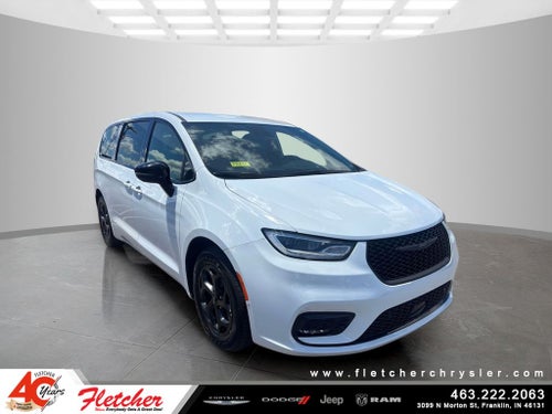 2024 Chrysler Pacifica Hybrid Select S Appearance