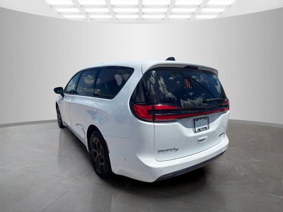 2024 Chrysler Pacifica Hybrid Select S Appearance