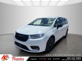 2024 Chrysler Pacifica Hybrid Select S Appearance