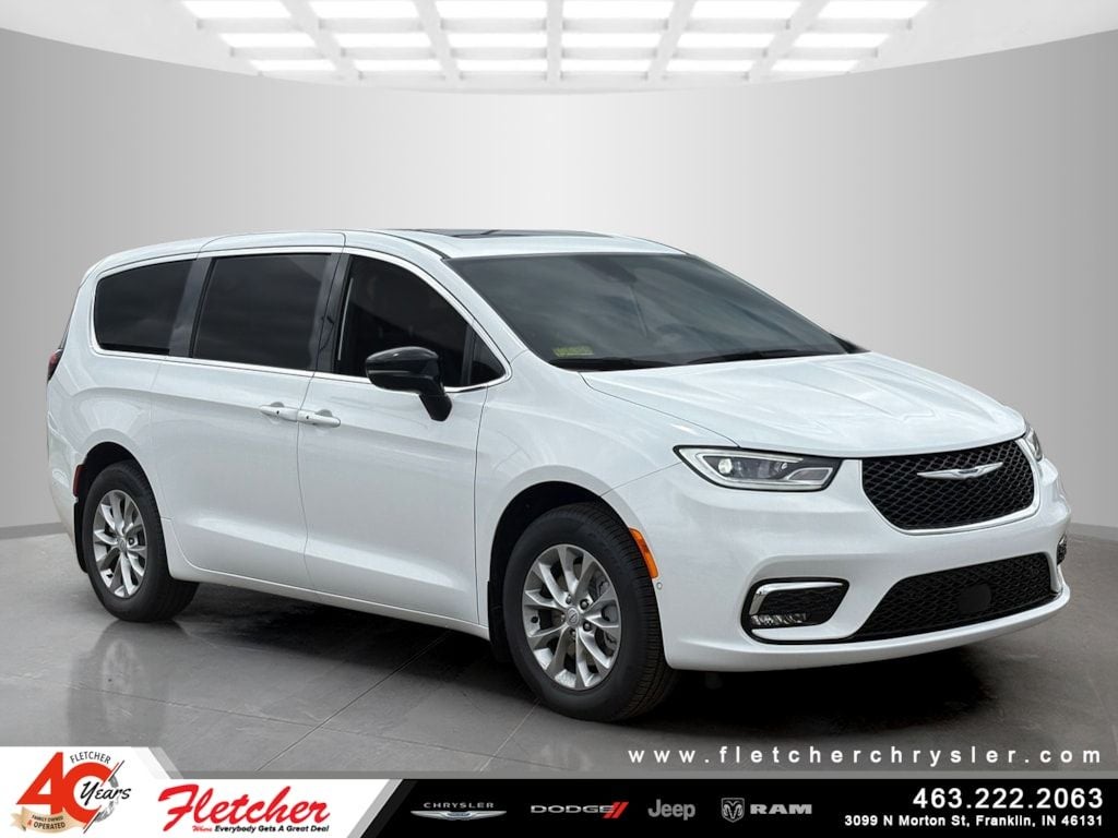 2025 Chrysler Pacifica Select