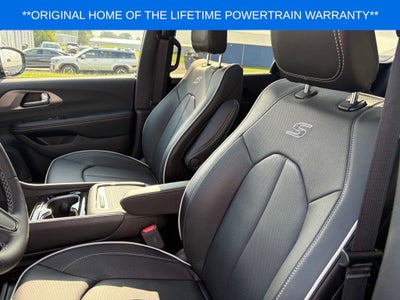 2027 Chrysler Pacifica Limited