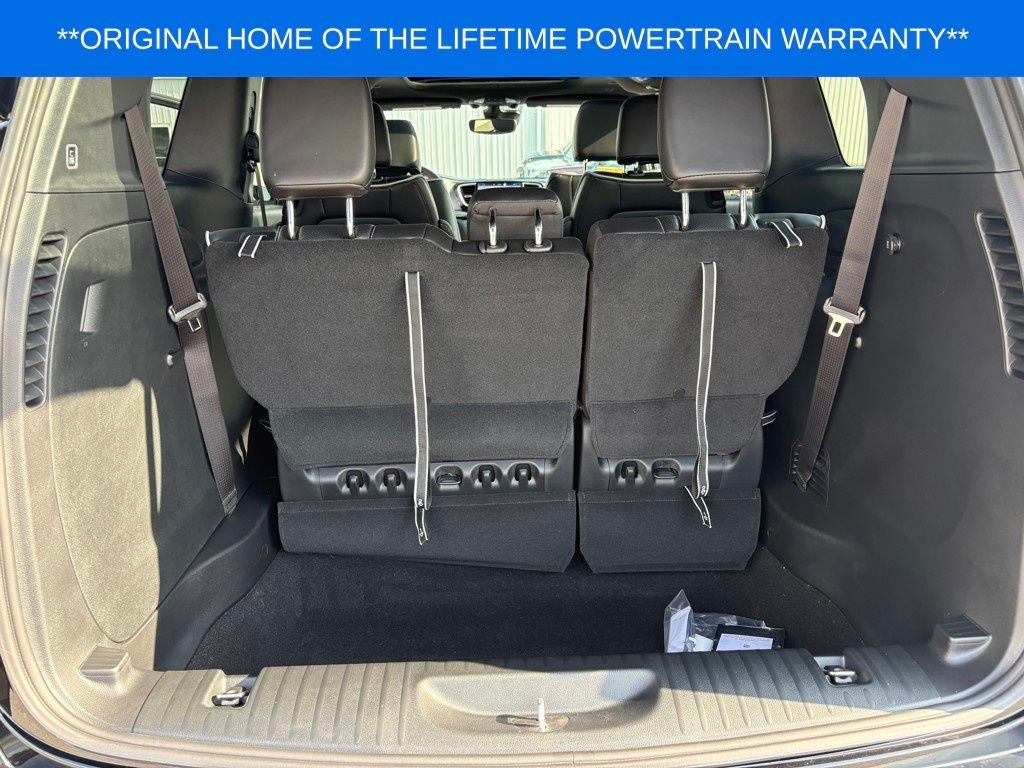 2027 Chrysler Pacifica Limited