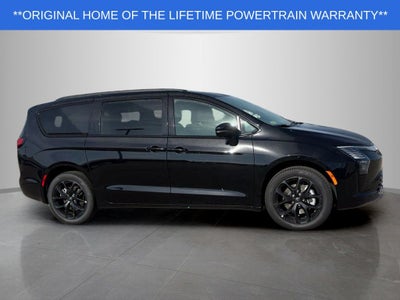 2027 Chrysler Pacifica Limited