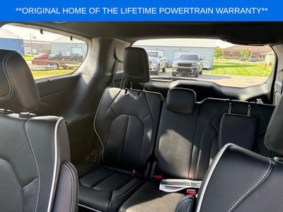2027 Chrysler Pacifica Limited