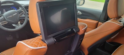 2025 Chrysler Pacifica Pinnacle