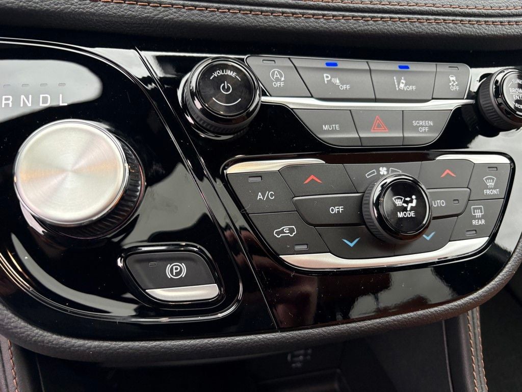 2026 Chrysler Pacifica Pinnacle