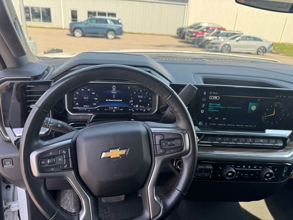 2025 Chevrolet Silverado 1500 LT LT1