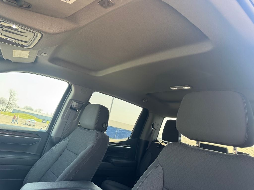 2025 Chevrolet Silverado 1500 LT LT1