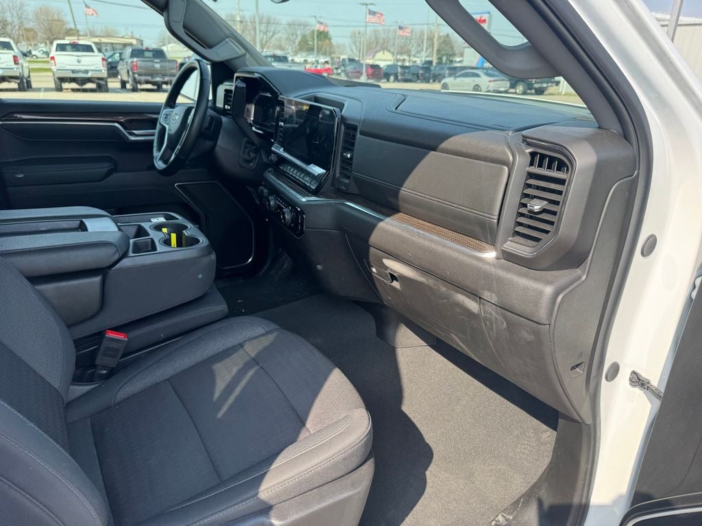 2025 Chevrolet Silverado 1500 LT LT1