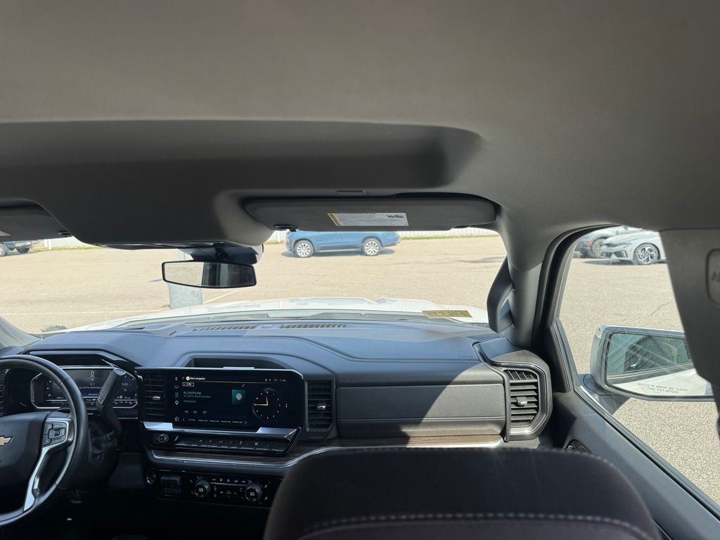 2025 Chevrolet Silverado 1500 LT LT1