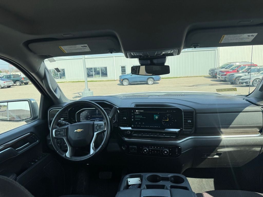 2025 Chevrolet Silverado 1500 LT LT1