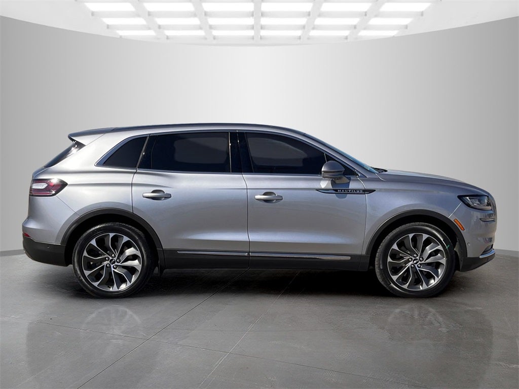 2021 Lincoln Nautilus Reserve