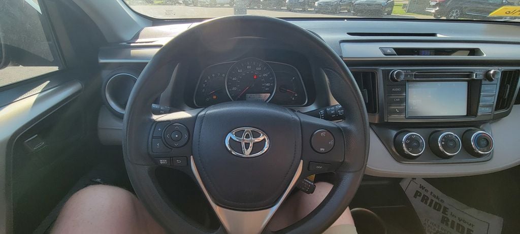 2015 Toyota RAV4 LE