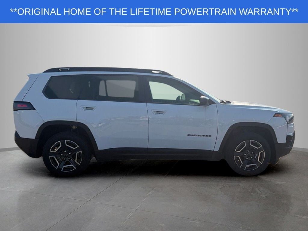 2026 Jeep Cherokee Laredo
