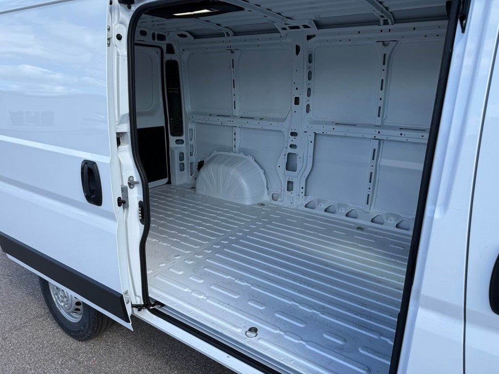 2025 RAM ProMaster 1500 Low Roof