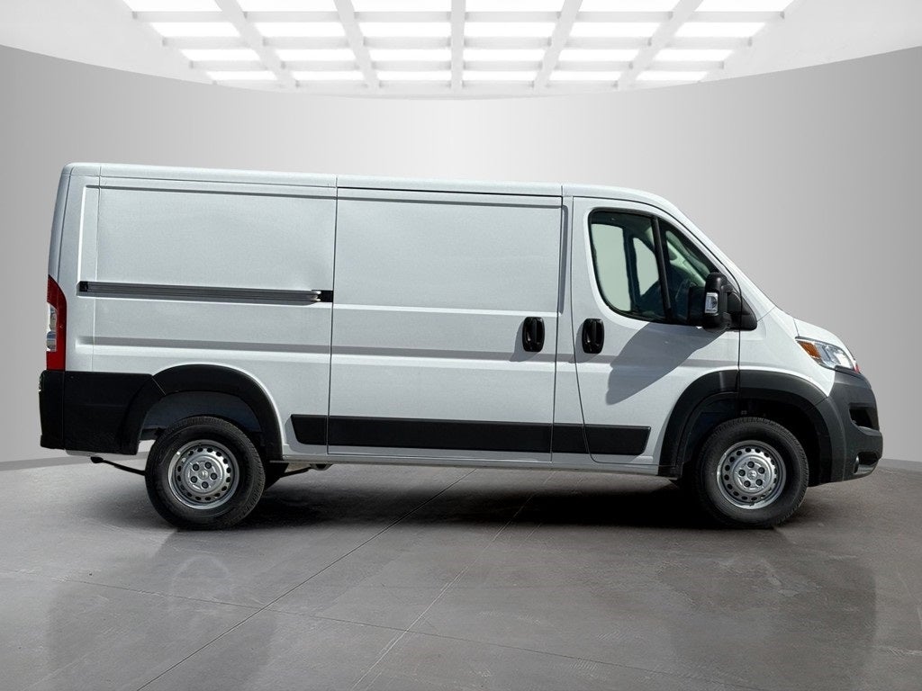 2025 RAM ProMaster 1500 Low Roof