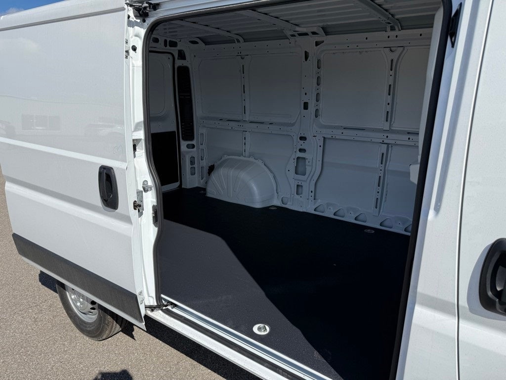 2026 RAM ProMaster 1500 Low Roof
