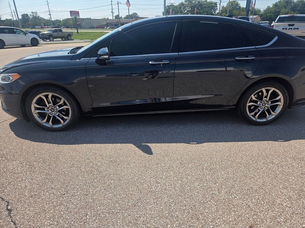 2020 Ford Fusion SEL