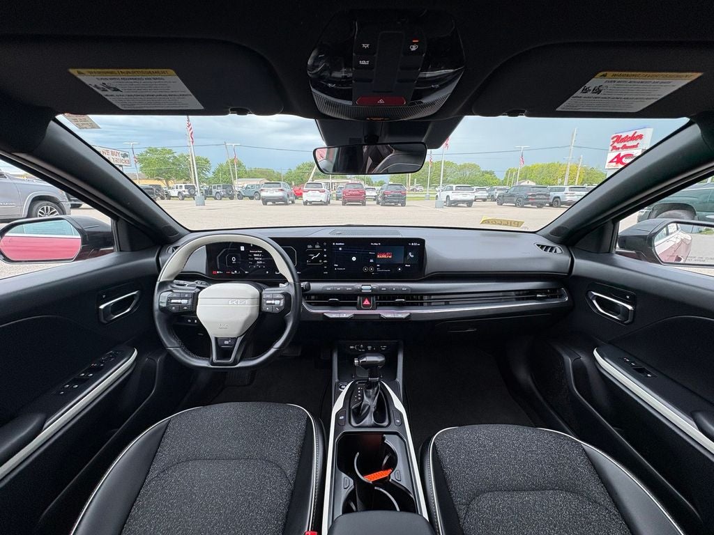 2025 Kia K4 GT-Line