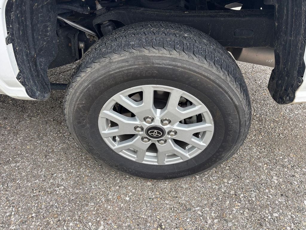 2024 Toyota Tacoma SR5