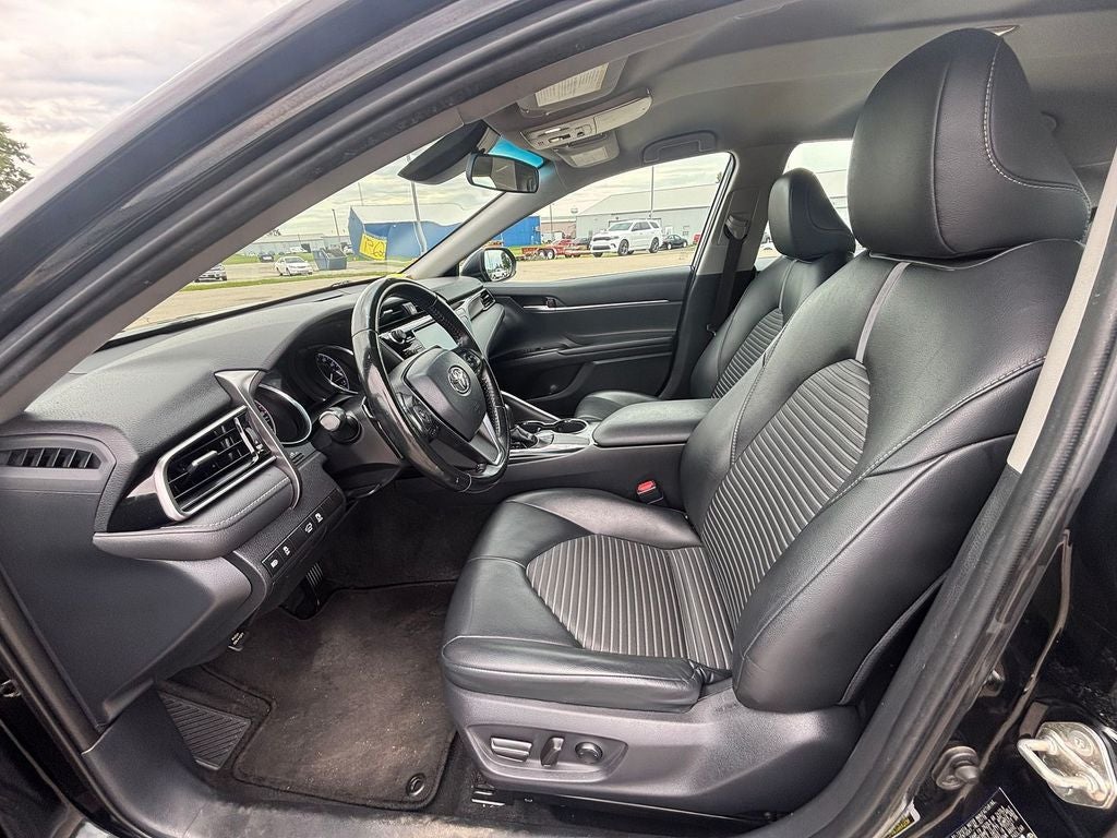 2019 Toyota Camry SE