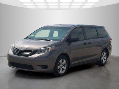 2014 Toyota Sienna L 7 Passenger
